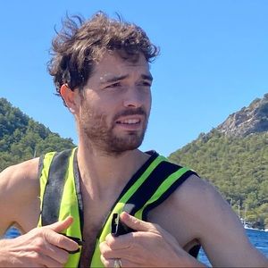 Meet your Posher, Adrian